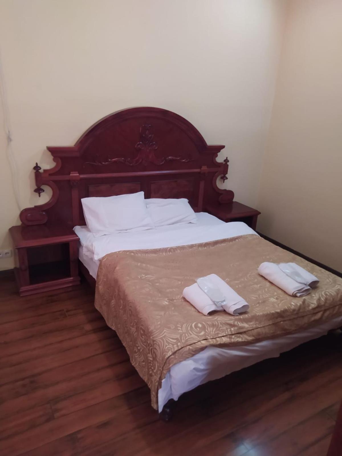 Aeetes Palace Hotel Koetaisi Buitenkant foto